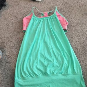 Lululemon workout top